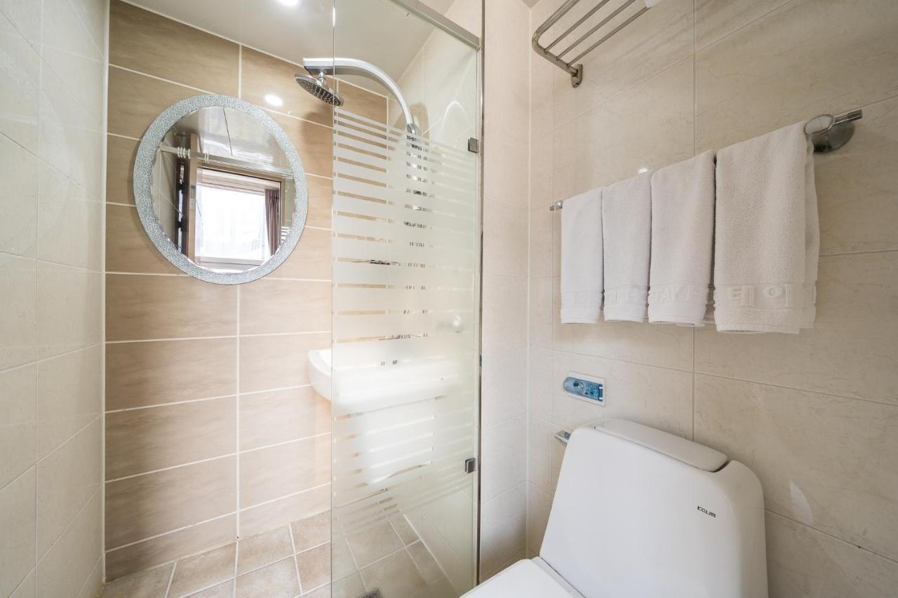 The Stay Hotel Myeongdong Сеул Екстер'єр фото